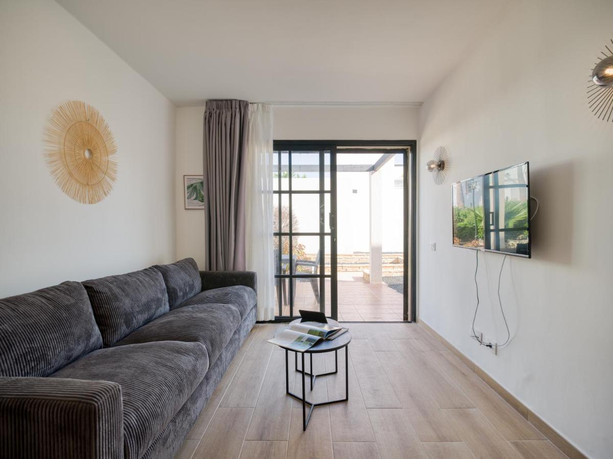 Homeforguest Moderno Apartamento En コラレホ エクステリア 写真