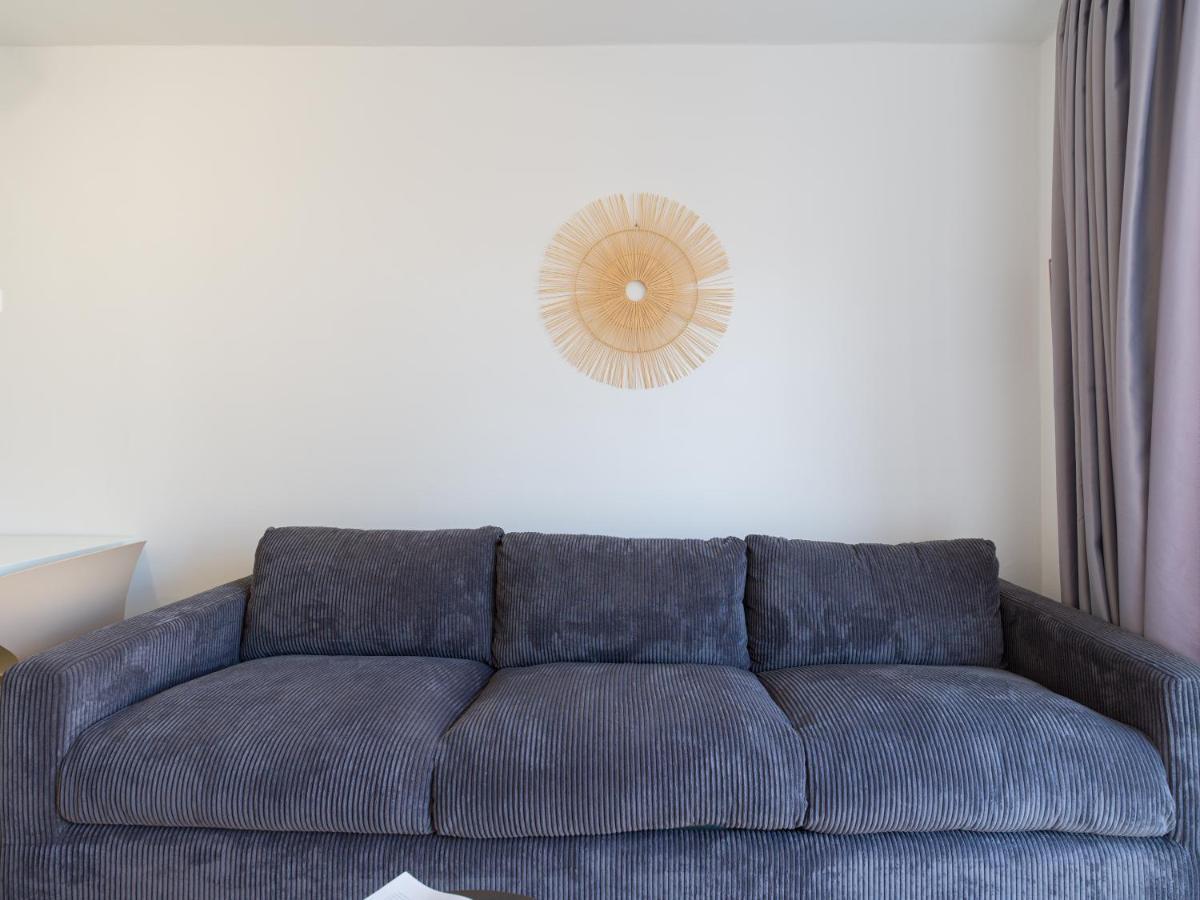 Homeforguest Moderno Apartamento En コラレホ エクステリア 写真