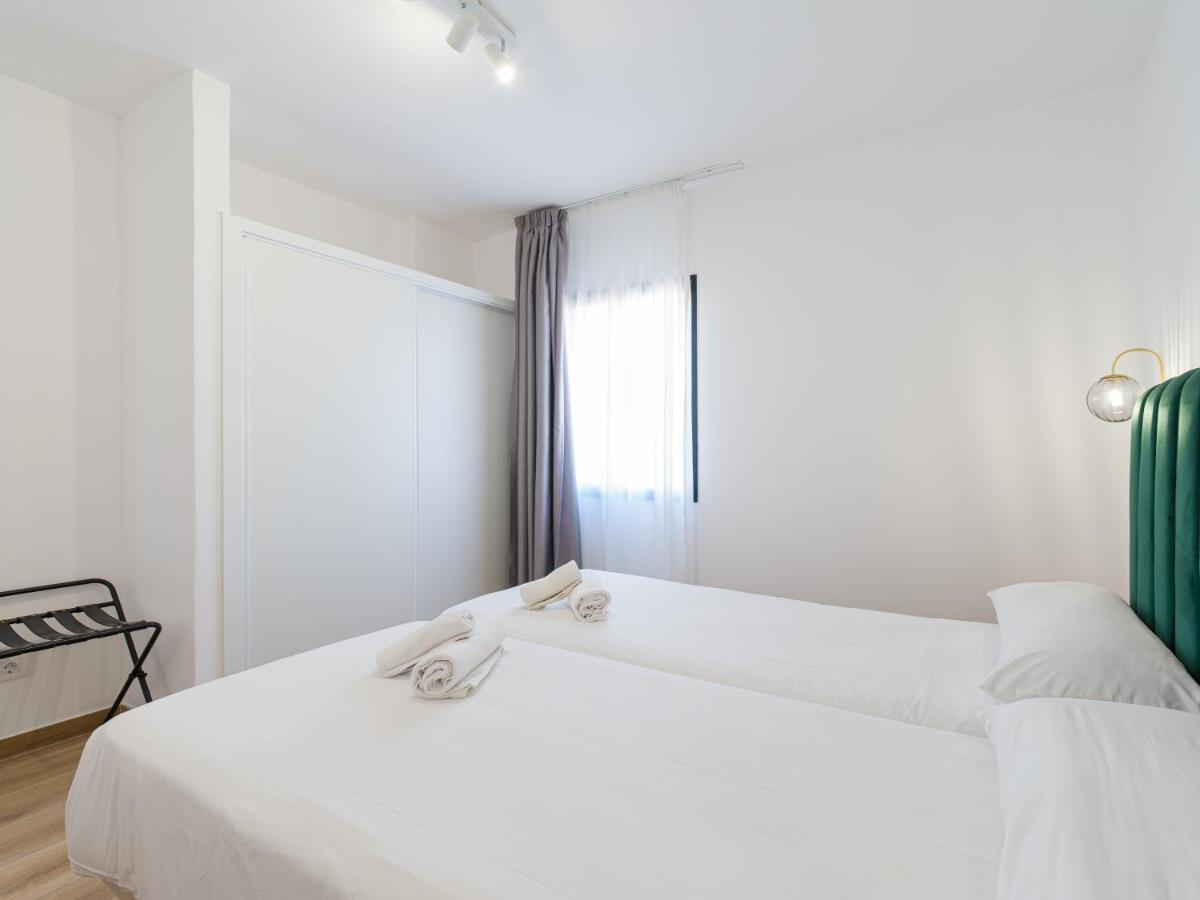 Homeforguest Moderno Apartamento En コラレホ エクステリア 写真