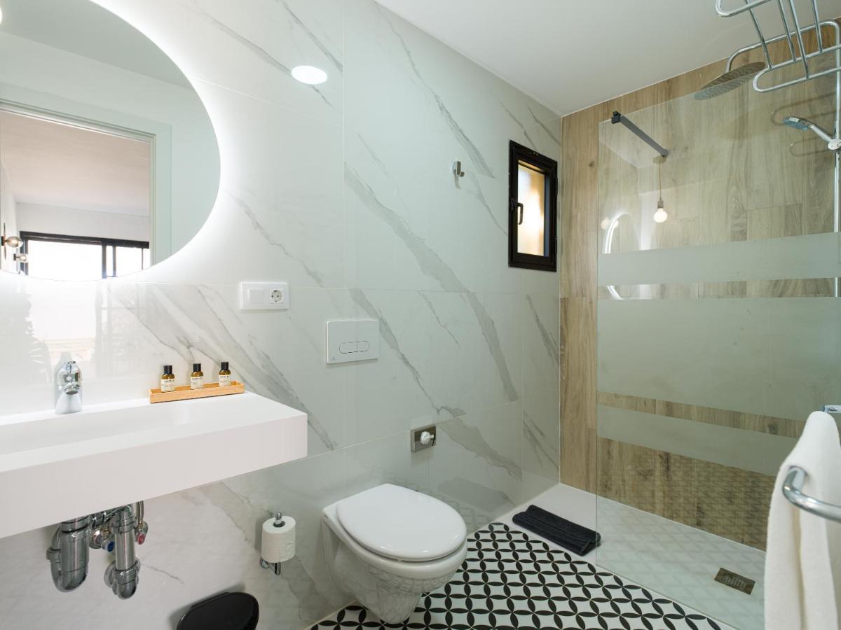 Homeforguest Moderno Apartamento En コラレホ エクステリア 写真