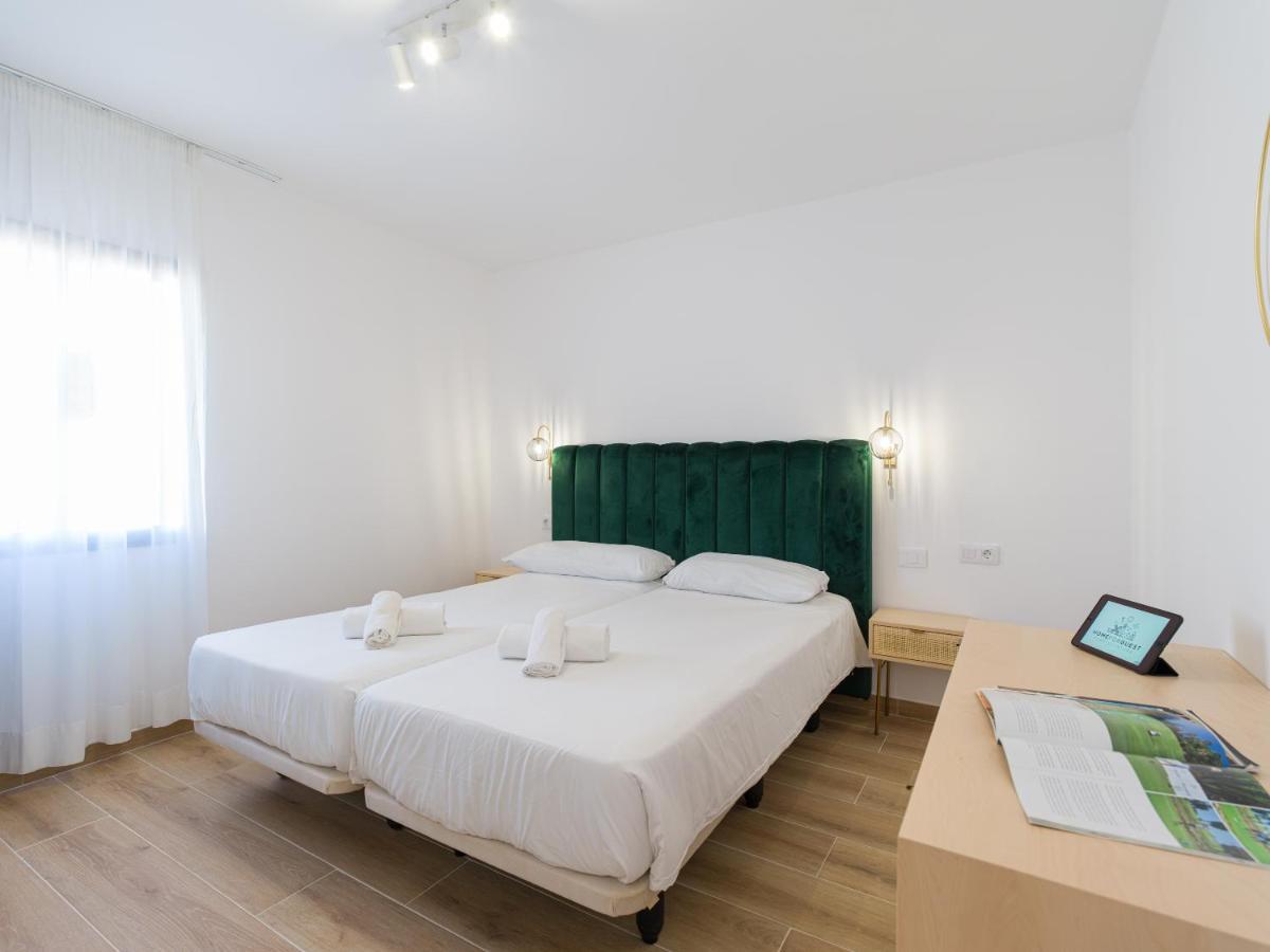 Homeforguest Moderno Apartamento En コラレホ エクステリア 写真